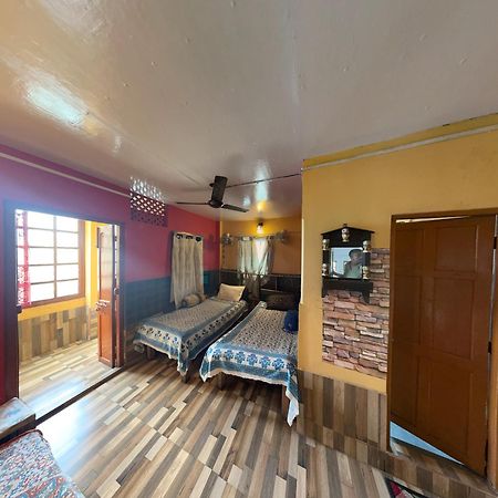 Calcutta Backpackers Homestay- For Travellers And Backpackers 외부 사진