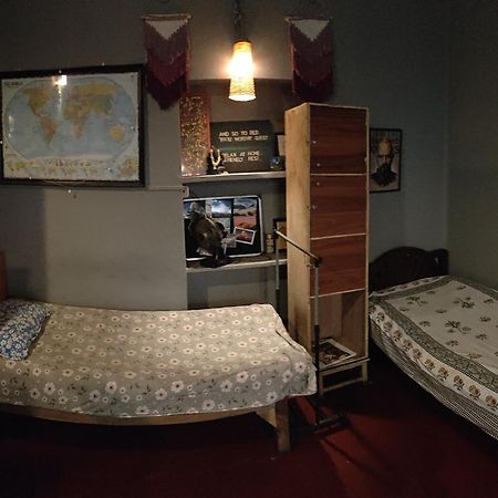 Calcutta Backpackers Homestay- For Travellers And Backpackers 외부 사진