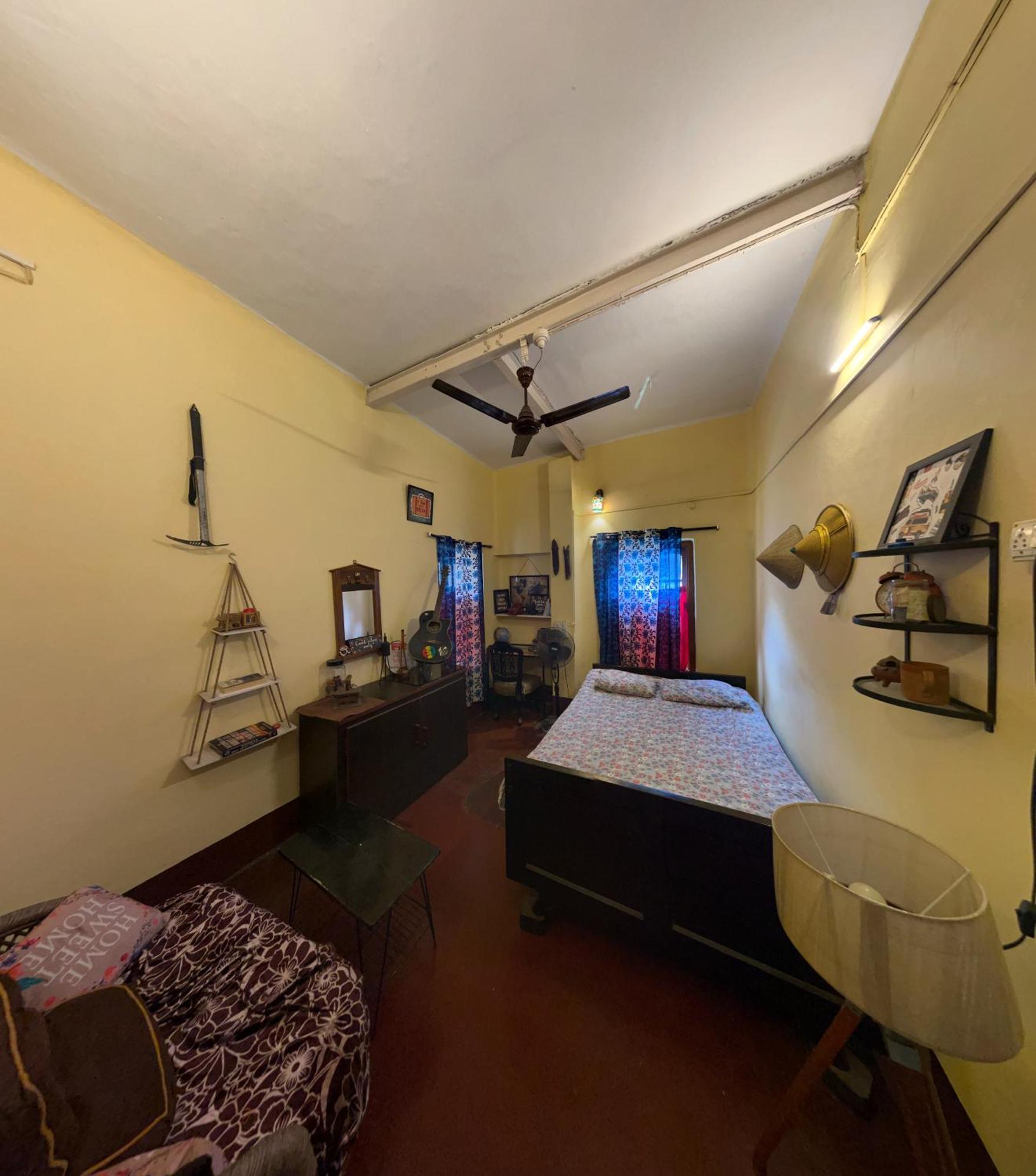 Calcutta Backpackers Homestay- For Travellers And Backpackers 외부 사진