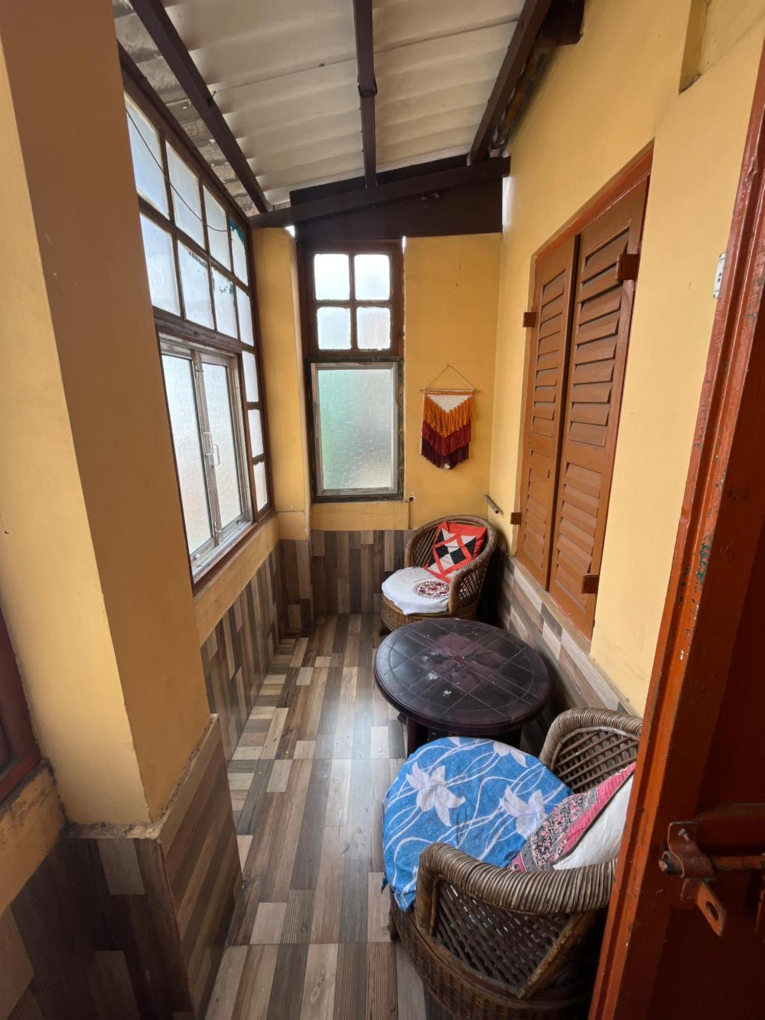 Calcutta Backpackers Homestay- For Travellers And Backpackers 외부 사진