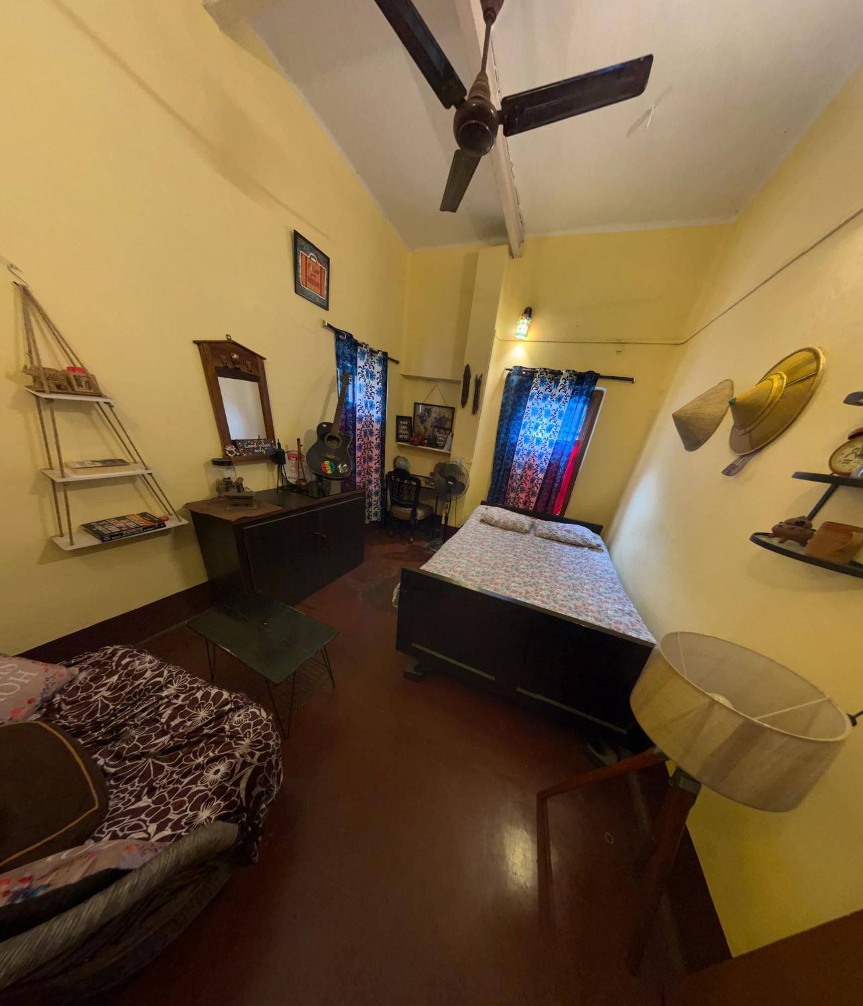 Calcutta Backpackers Homestay- For Travellers And Backpackers 외부 사진